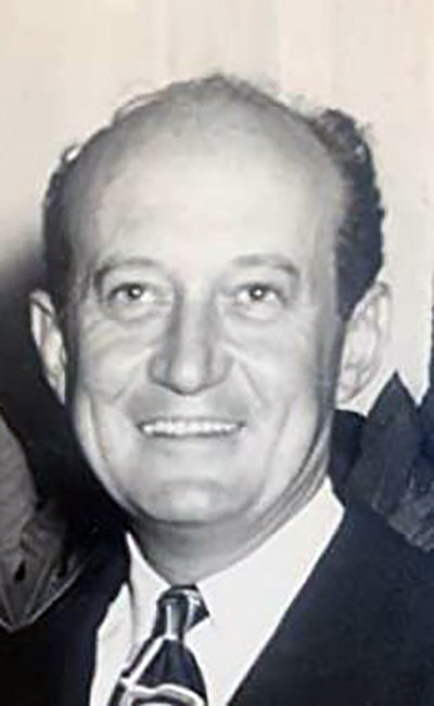 Photo Lee Sholem